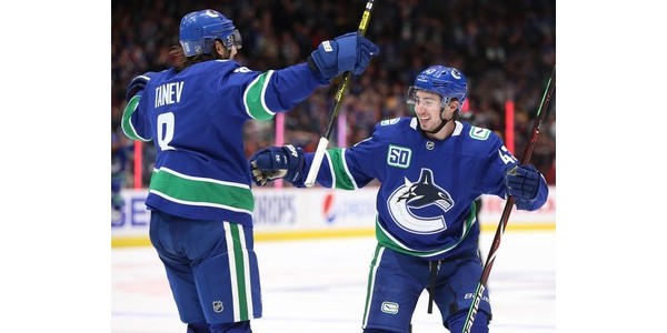 Quinn Hughes förlorade mot lagkamraten som kände sin styrka bäst